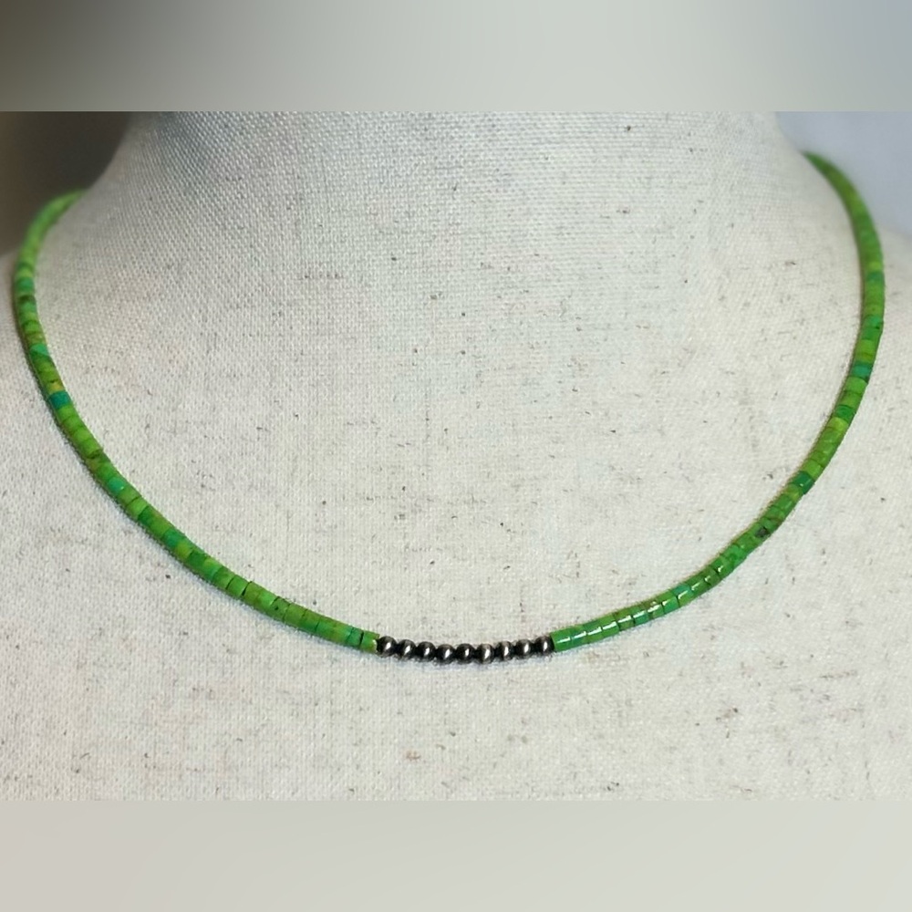 NWT Navajo Handmade Green Apple Turquoise Navajo Pearls Necklace - Picture 6 of 7